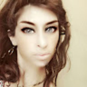 Hello fellow Poshers! My name is Allaura